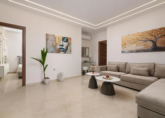 Aelia Luxury Apartment-with Swimming Pool *