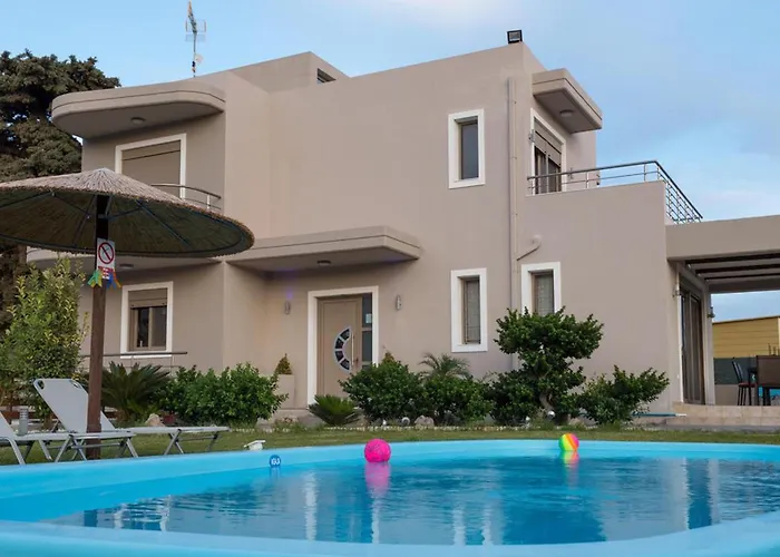 Aelia Luxury Apartment-with Swimming Pool *