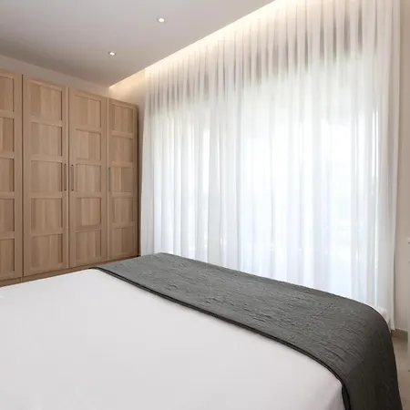 וילה Aelia Luxury Apartment-With Swimming Pool