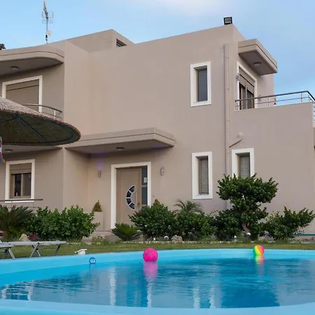 Aelia Luxury Apartment-With Swimming Pool *
