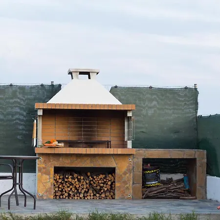 Villa Aelia Luxury Apartment-with Swimming Pool *